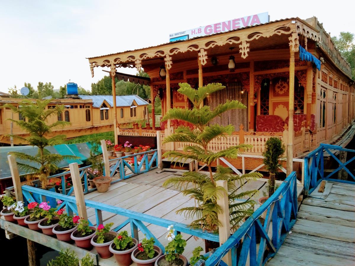 Srīnagar Heritage Geneva House Boat מראה חיצוני תמונה